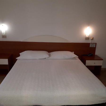 Hotel Ciclamino Riolo Terme Buitenkant foto